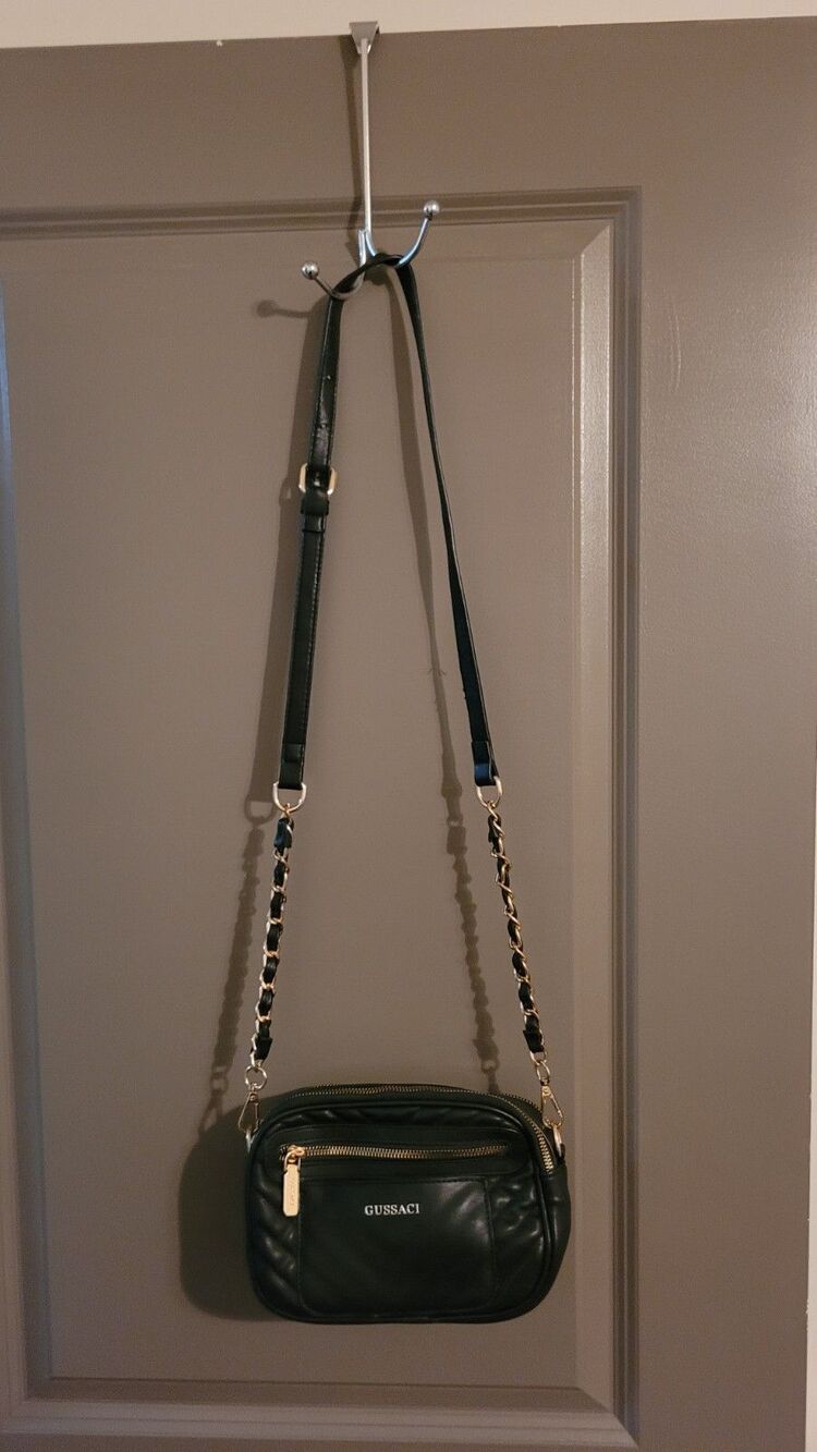 Womens Gussaci Quilted Handbag Crossbody Faux Leather Gold Chain Strap